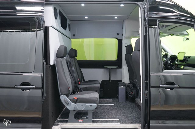 Volkswagen Crafter 12