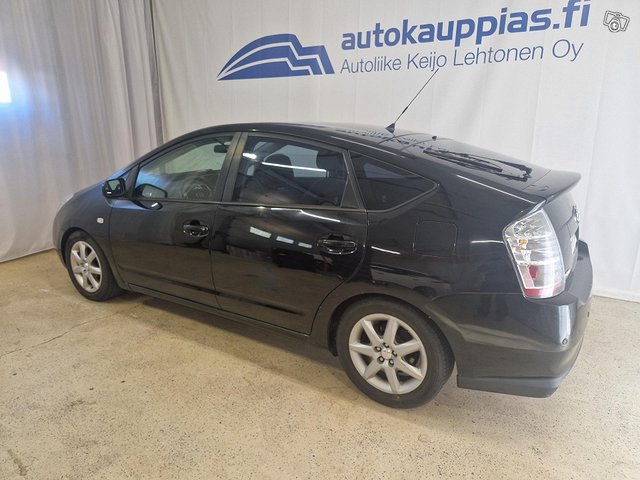 Toyota Prius 2