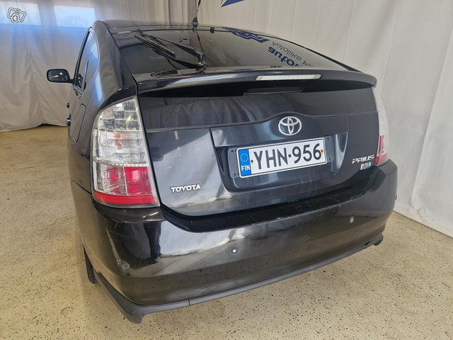 Toyota Prius 5