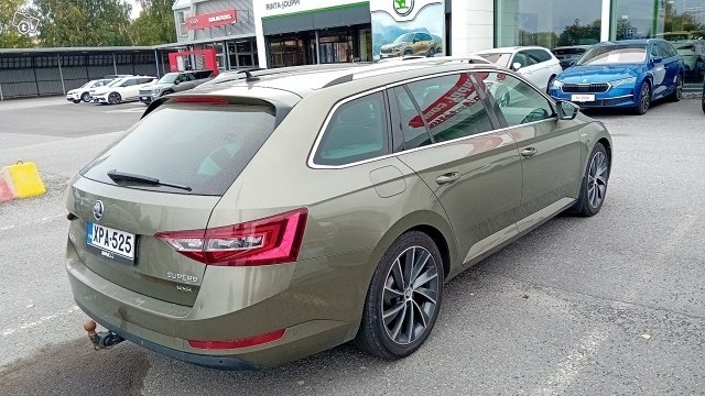 Skoda Superb 2