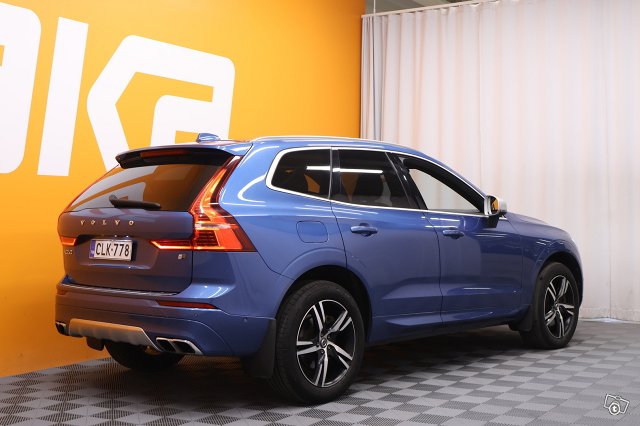 Volvo XC60 7