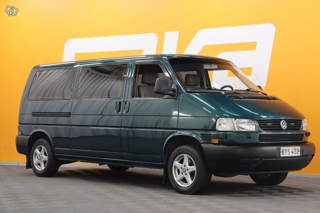 Volkswagen Caravelle 1