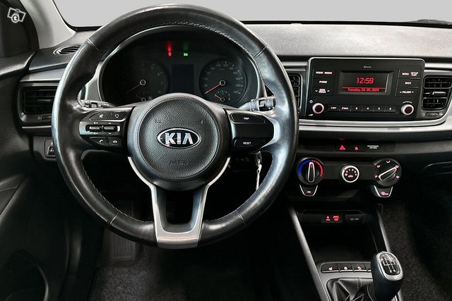 Kia Rio 13