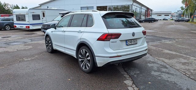 Volkswagen Tiguan 4