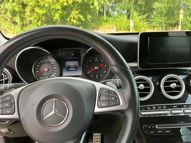 Mercedes-Benz GLC 7