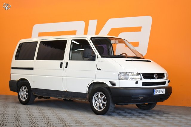 Volkswagen Caravelle 1