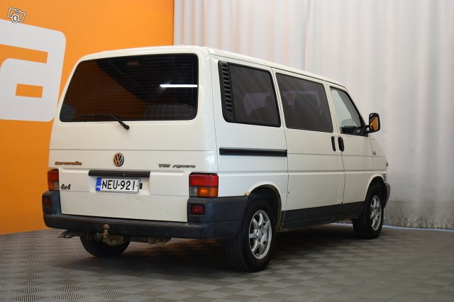 Volkswagen Caravelle 6