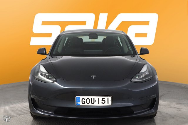 Tesla Model 3 2