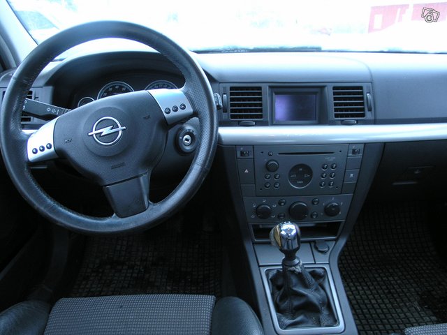 Opel Vectra 4