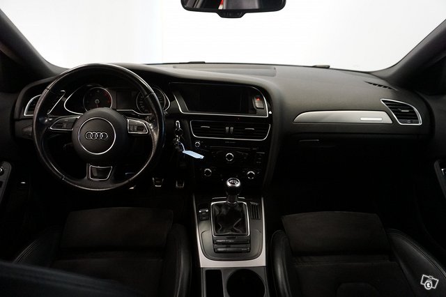 Audi A4 11