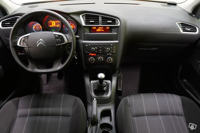 Citroen C4 8