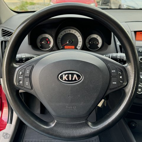 Kia Cee'd 11