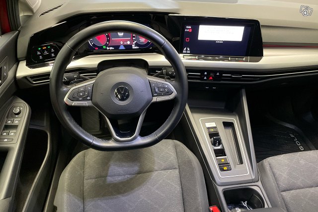 VOLKSWAGEN GOLF 7