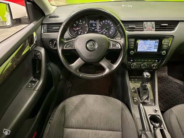 Skoda Octavia 9