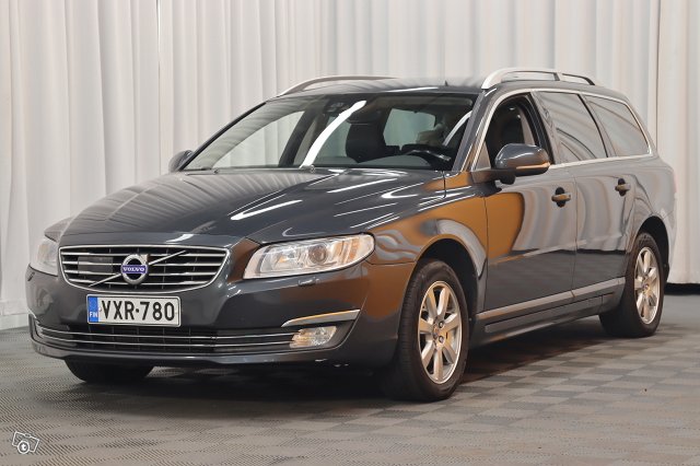 Volvo V70 3