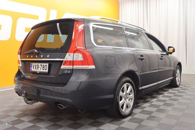 Volvo V70 7