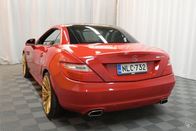 Mercedes-Benz SLK 5