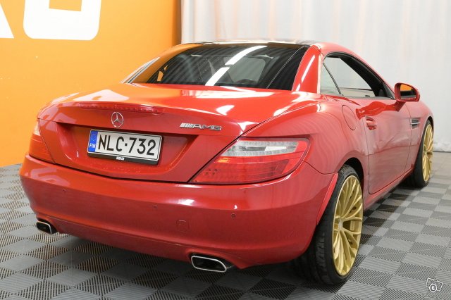 Mercedes-Benz SLK 8