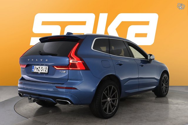 Volvo XC60 8