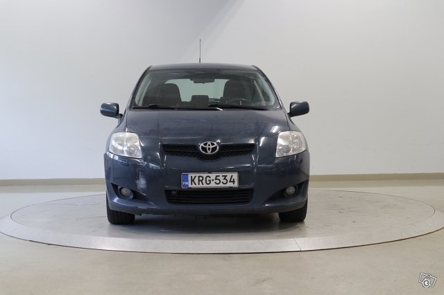 Toyota AURIS 2