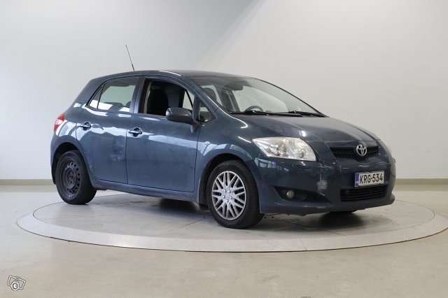 Toyota AURIS 3