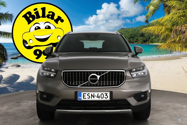 Volvo XC40 8