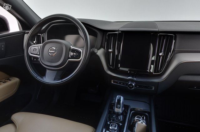 Volvo XC60 12