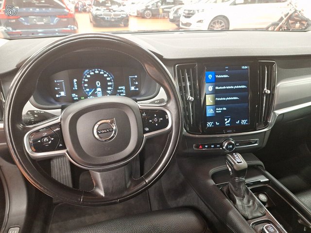 Volvo S90 24