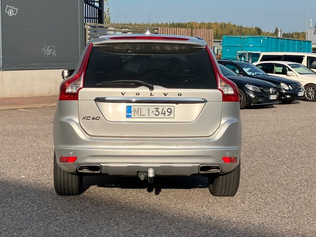 Volvo XC60 5