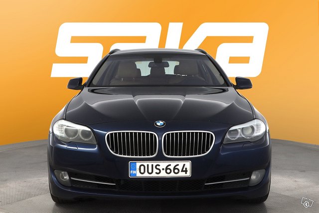 BMW 525 2