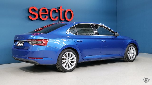 Skoda SUPERB 2