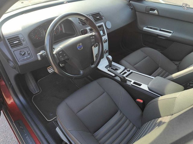 Volvo V50 3