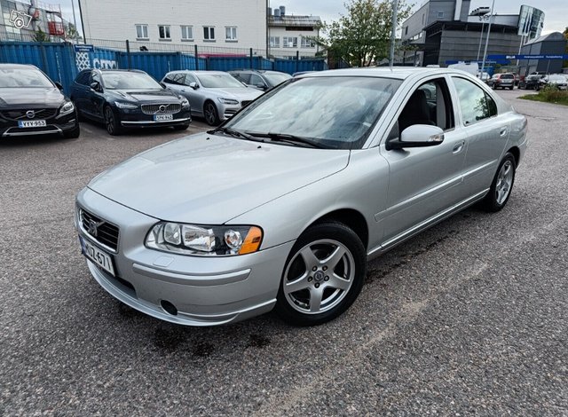 Volvo S60, kuva 1