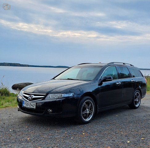 Honda Accord 1