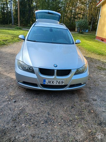 Bmw 320, kuva 1