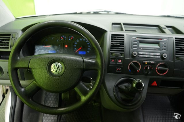 Volkswagen Transporter 8