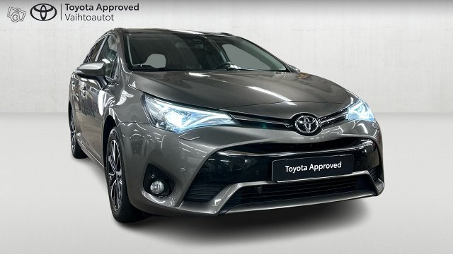 Toyota Avensis 6