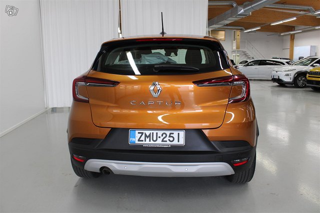 RENAULT Captur 6