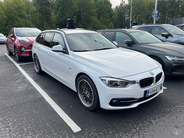 BMW 320 1