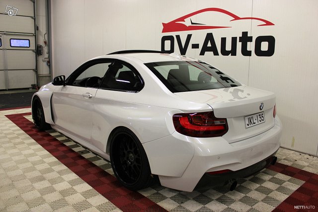 BMW M235i 4