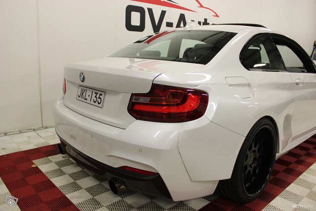 BMW M235i 6