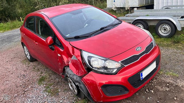 KIA Rio 6