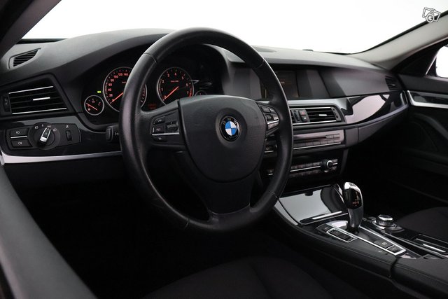 BMW 520 12