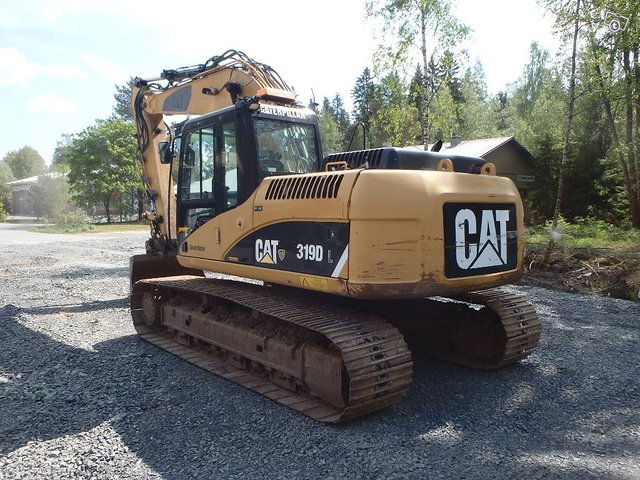 Cat 319 d l 8