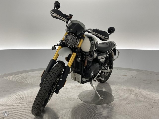 Triumph Scrambler 2