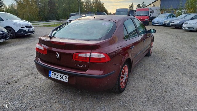 Renault Laguna 6