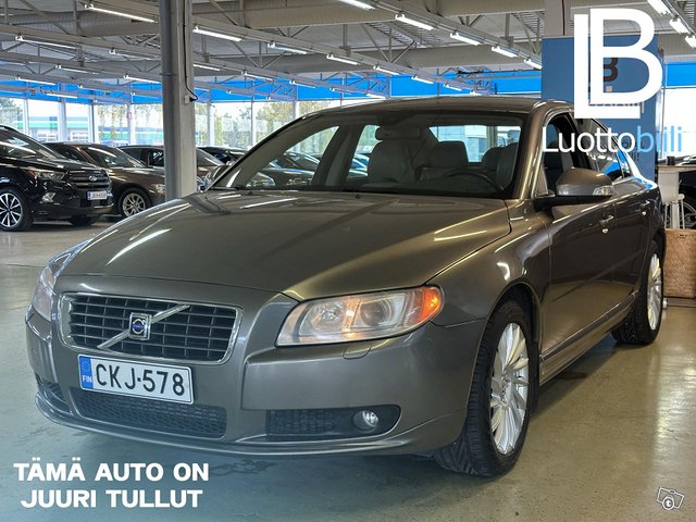 Volvo S80 1