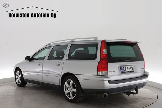 Volvo V70 5