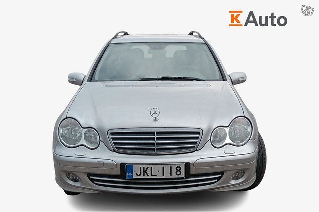 Mercedes-Benz C 4