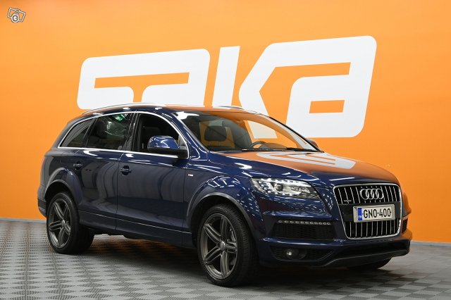 Audi Q7 1